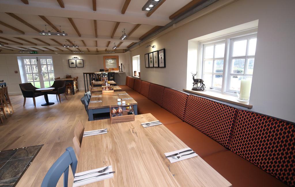 Leasowe Castle Hotel Moreton  Extérieur photo