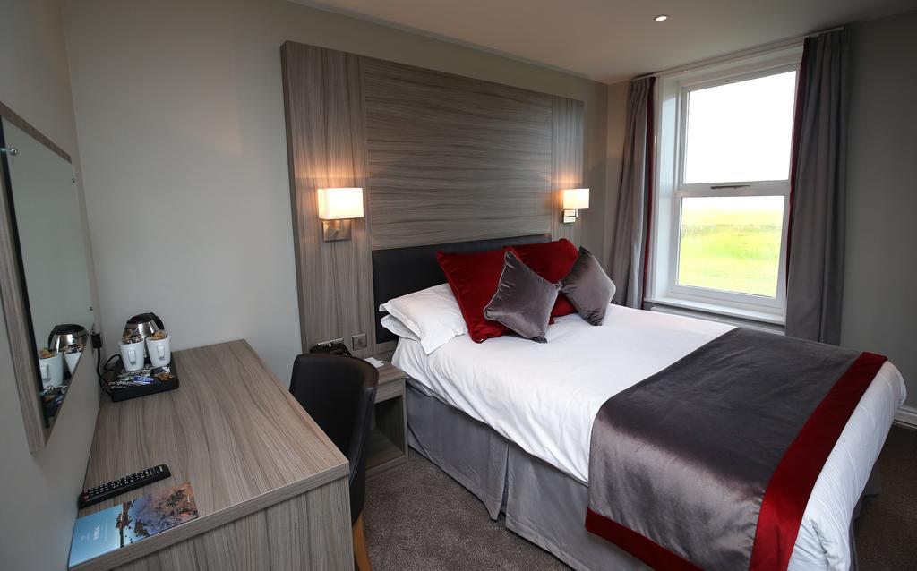 Leasowe Castle Hotel Moreton  Extérieur photo