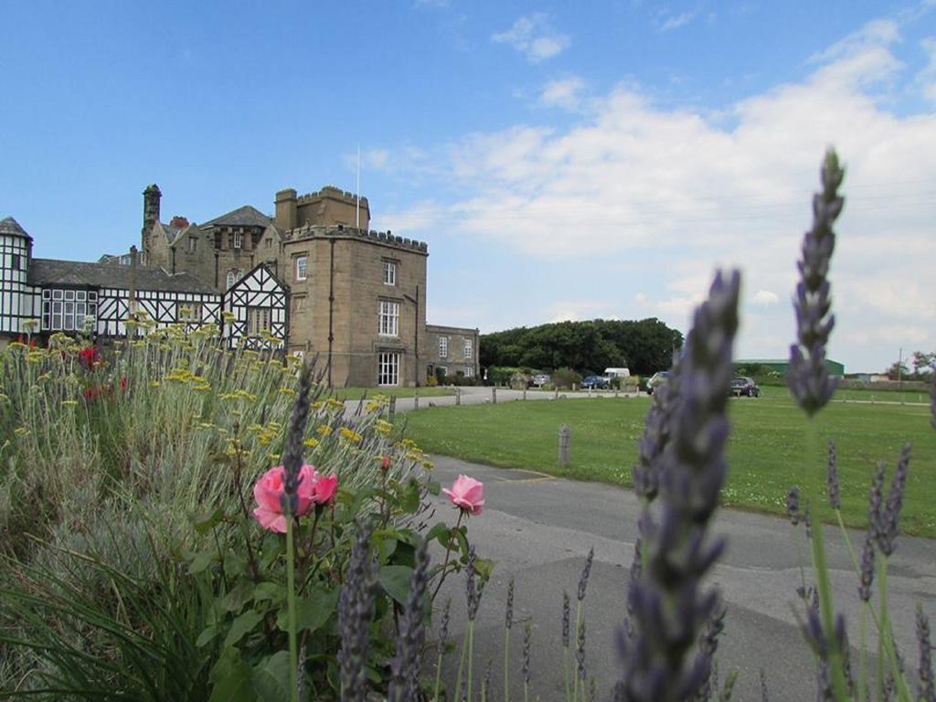 Leasowe Castle Hotel Moreton  Extérieur photo
